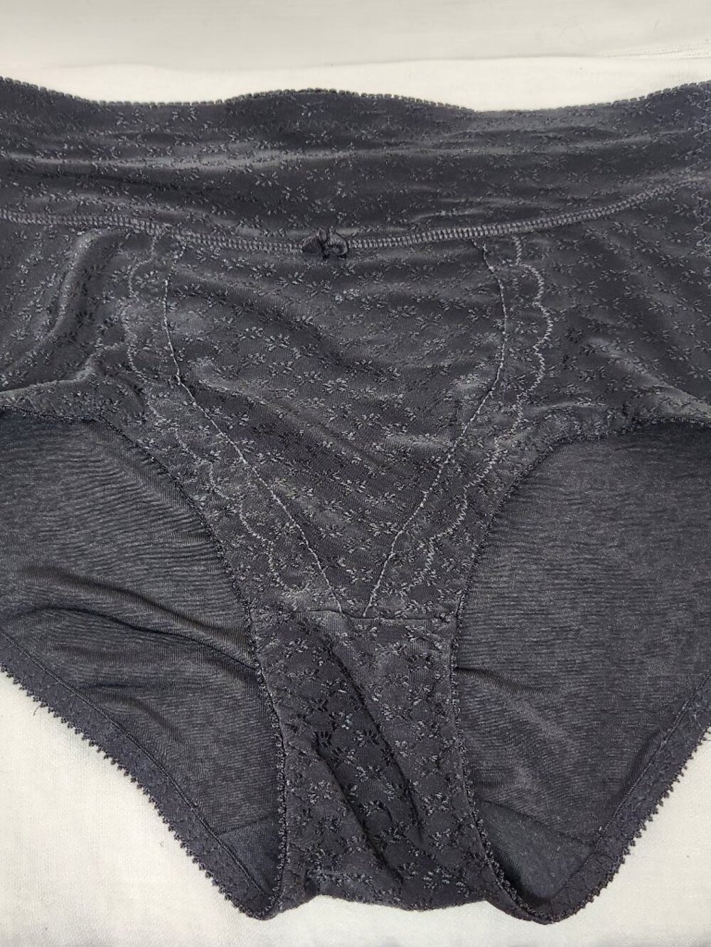 Heavenly Shapewear Womens 1X Black High Waisted Floral Satin Like Undies Vintage